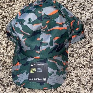 Nike camo hat